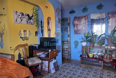 Casă cu 5 camere în 1 Mai - 1