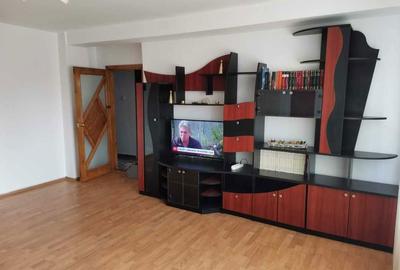 Apartament cu 3 camere decomandat în Mihail Kogălniceanu - 1