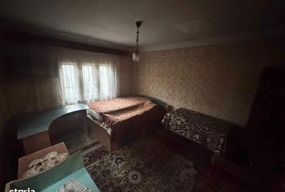 Casă cu 4 camere în Uiești - 15