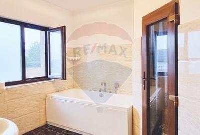 Casa / Vila de lux cu 6 camere de vanzare in Scheia, Suceava - 39