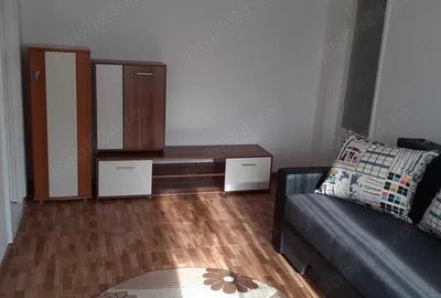 Garsoniera de inchiriat Ploie?ti Vest (piata Aurora) - 1