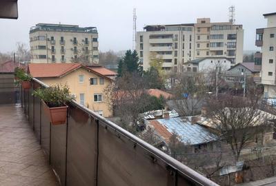 Apartament cu 3 camere în Băneasa - 10
