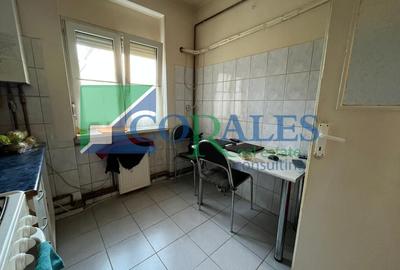 Apartament cu 2 camere decomandat în Central - 9