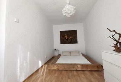 Apartament cu 3 camere semidecomandat în Central - 2