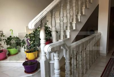 Casă cu 7 camere cu Teren 450 Mp în Calea Severinului - 6