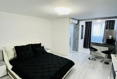 Garsonieră decomandată în Rovine - 2