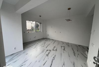 Casă cu 4 camere cu Teren 250 Mp în Central - 8