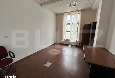 Spațiu comercial, de 16.5 mp, în Centura - 4