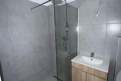 Spațiu comercial, în Central - 4
