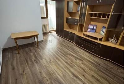 Garsoniera Baza3 etajul 3 din 4 - 2