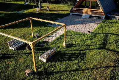 Casă cu Teren 7000 Mp în Aluniș - 10