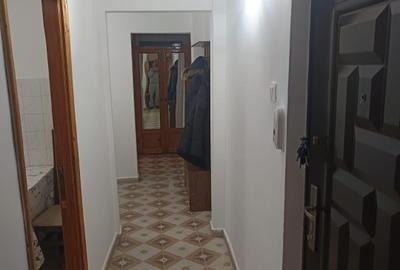 Apartament cu 3 camere decomandat în Kamsas - 7