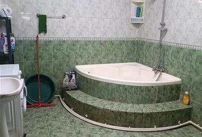 Casă individuală cu 8 camere cu Canalizare în Chitila - 11