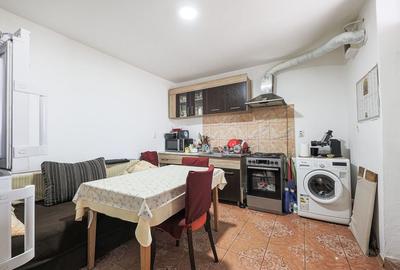 Casă renovată cu 3 camere din cărămidă în Gradiste - 2