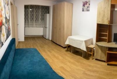 Garsonieră semidecomandată în Uzina 2 - 2