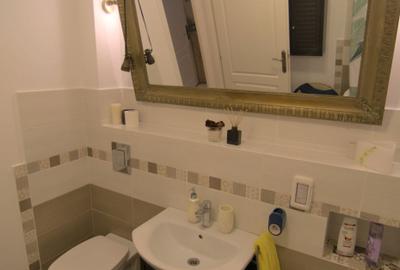 Apartament cu 2 camere decomandat în Câlnic