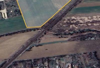 Teren intravilan industrial in Titu Dambovita 10 Ha 6e - 7