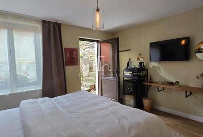 Casă cu 6 camere cu Teren 1314 Mp în Central - 9