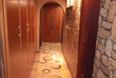 Apartament cu 3 camere semidecomandat în Obor - 3