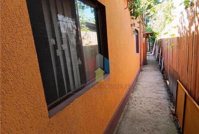 Piata Saraca-Casa 3 cam 100mp utili toate utilitatile teren - 2