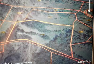 Teren de 7454 mp, în Central - 1