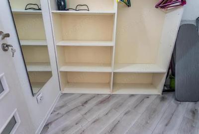 Ofer Garsoniera pentru inchiriere este situata la etajul 1 - 2