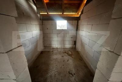 Casa la rosu 4 camere - 200 mp -zona Barabanti - 2