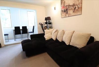 FILM&3D! Apartament luminos,3 camere, mobilat,echipat,spatii verzi,Budai,Targu .