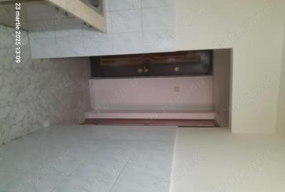 Apartament cu 2 camere semidecomandat în Central - 1