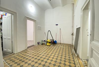 Apartament cu 5 camere circular în Traian - 12