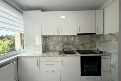 Apartament cu 2 camere decomandat în Cornișa - 2