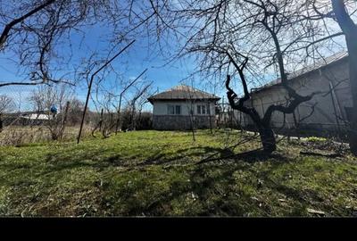 Teren de 2654 mp, în Boldești