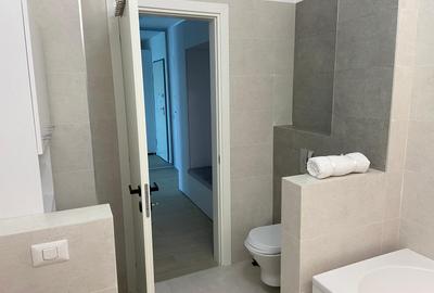 Apartament 2 camere - Mamaia - Vedere frontală la Lacul Siutghiol - 650 euro - 12