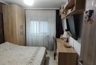 Apartament cu 3 camere decomandat în Tomești - 5