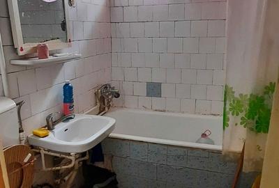 Apartament cu 3 camere semidecomandat în Vest - 4