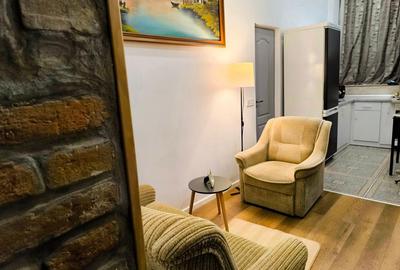 Apartament cu 3 camere decomandat în Turda - 8