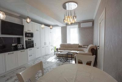 Va prezentam spre inchiriere un apartament de 2 camere decomandate, zona cartierului Brancusi - 2