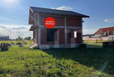 CASA DE VANZARE LA ROSU IN CIHEI, STRADA INCHISA,ZONA LINISTITA - 4