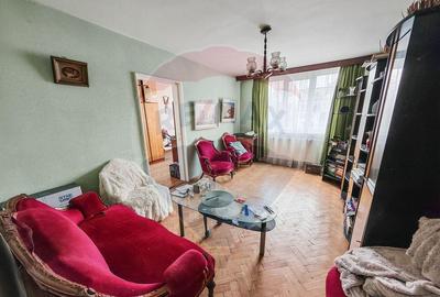 Apartament cu 4 camere de vanzare in zona Bd. Cosbuc - 3