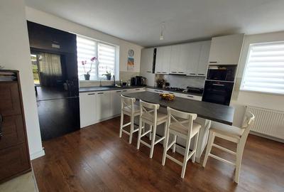 Casă cu 5 camere cu Teren 300 Mp în Tărlungeni - 6