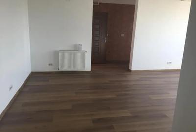 Spațiu comercial, de 60 mp, în Central - 6