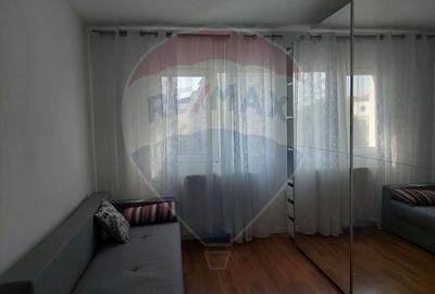 Apartament de inchiriat 4 camere decomandat Bacau - 6