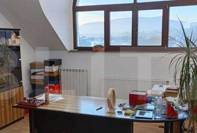 Spatiu de birou, finisat la cheie, 1 incapere, 31 mp, zona U - 18