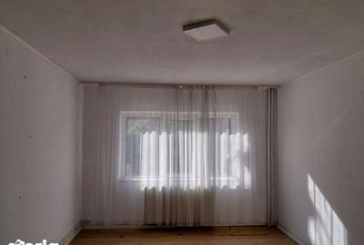 Apartament cu 2 camere decomandat în Central - 4