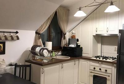 Apartament cu 3 camere decomandat în Central - 2