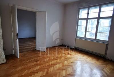 Apartament cu 4 camere circular în Central - 9