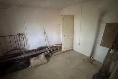 Casă cu 3 camere cu Teren 496 Mp în Vest - 2