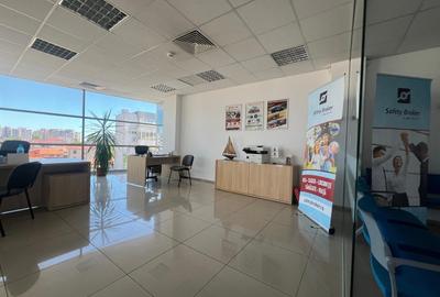 Birou, de 241 mp, în Central - 15