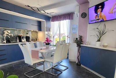 Apartament cu 3 camere decomandat, mobilat în Zăvoi - 2