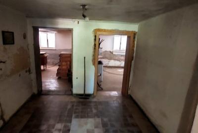 Casa 7 camere suprafata utila 300mp, teren 1000mp,spre vanzare in Cisnadie Casa 7 camere suprafata utila 300mp, teren 1000mp,spre vanzare in Cisnadie - 6